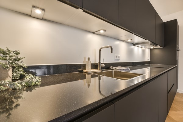 Medium property photo - Haarlemmerweg 484, 1014 BL Amsterdam